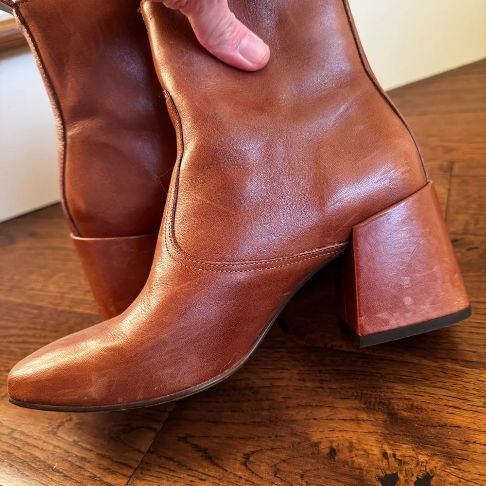 Chocolate Blu Cognac Square Toe Leather Block Heel Ankle Boots Size 36 Neutral